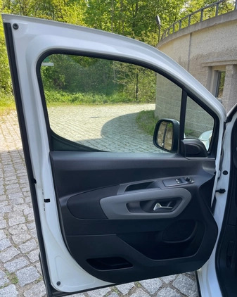 Peugeot Rifter cena 69900 przebieg: 95582, rok produkcji 2019 z Nysa małe 631